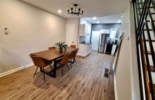 Bi-Level 3 BR plus Finished Basement that Sleeps 12 - Foto 6