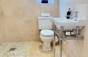 The Cotswold Barn nr Moreton in Marsh - Foto 42