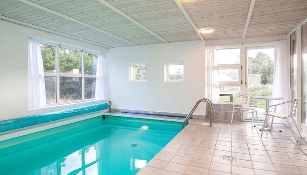 8 Person Holiday Home in Blavand - Photo 2