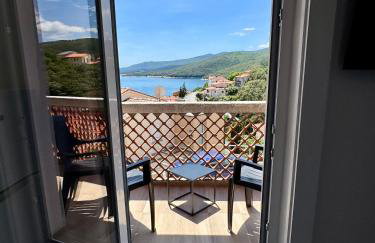 Seaview suites Rabac - Foto 1