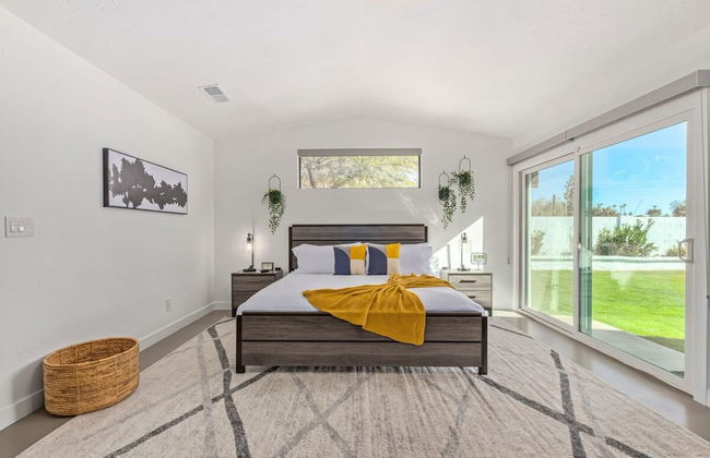 5BR Resort-style Oasis 2 Primary s Cabana Gameroom - Photo 23