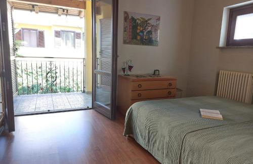 Arona - Lake Maggiore Entire Home - parking - Foto 8