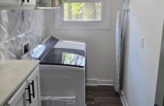 Spacious, Renovated, 5-bedroom Retreat, Near I-85 - Photo 28