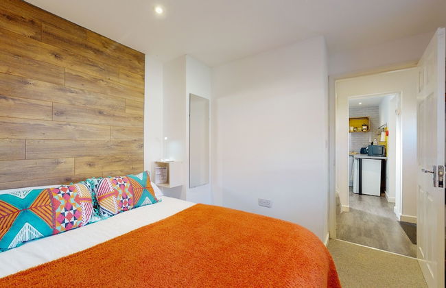 Beautiful Coach House - Photo 3