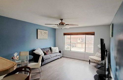 2bdr Bluff Heights Condo walking distance to beach - Foto 1