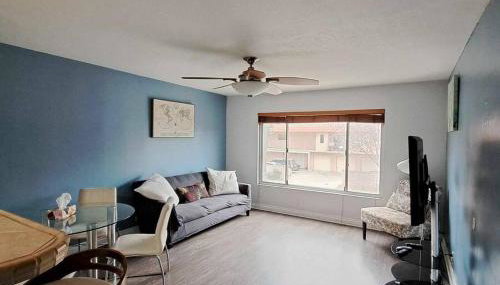 2bdr Bluff Heights Condo walking distance to beach - Foto 1