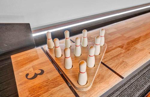 Lofts on E 4th, WALK TO CAVS, Sleeps 6 - Foto 49