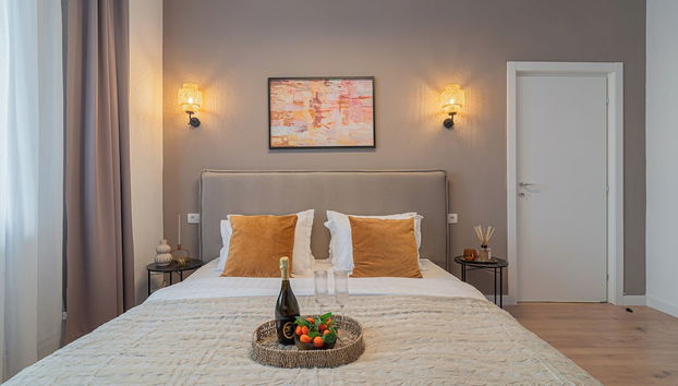 Loggia & Luxe 4BR Penthouse in Universitatii Area - Foto 4, Habitación