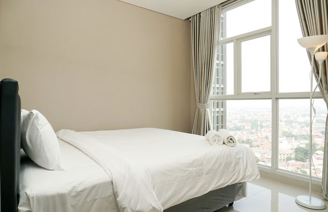 Best Location 2BR Ciputra International Apartment - Photo 3