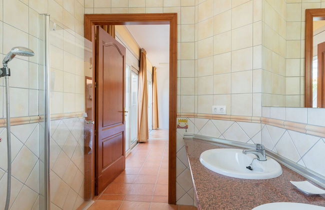 Delux Villa in Vilacolum With Swimming Pool - Foto 26