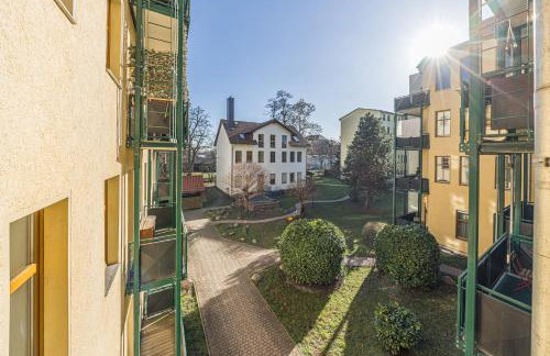 LeHaStays - Apartment Buckau 16 I WLAN I SmartTV - Photo 17