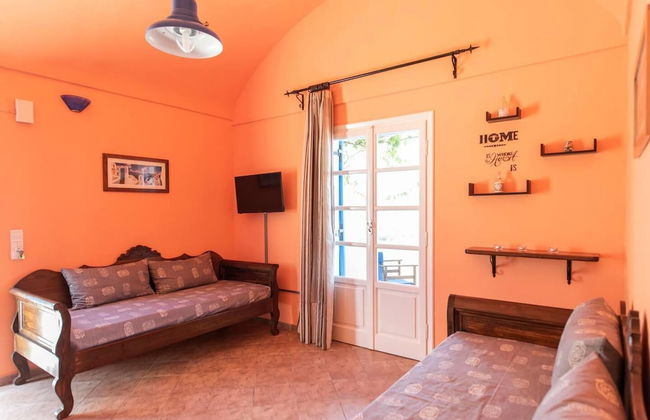 Santorious Nice View Apartment - Photo 1