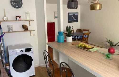 Charmant T2 avec balcon - Golf National à 5 min - Foto 11