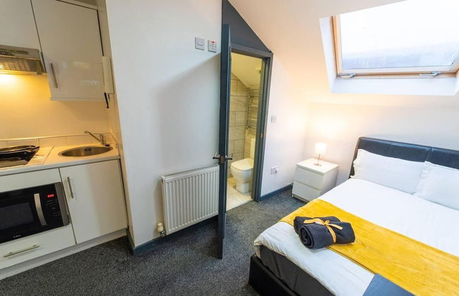 Spacious Comfortable Studio Near the University - Photo 8