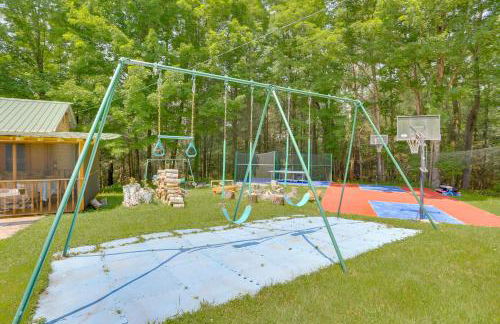 Screened Porch and Fire Pit Cabin Near Bethel Woods - Foto 2