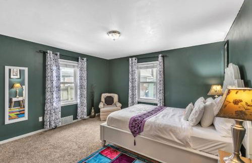 Lovely PET FRIENDLY three bedroom in desirable Urbandale Location! 3 Home by RedAwning - Foto 34