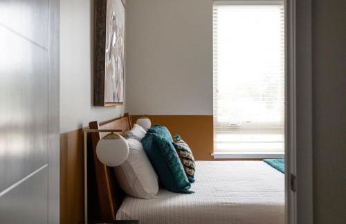 NEW HAPPY TRAIL 2BR CONDO CLOSE TO DOWNTOWN - Foto 19