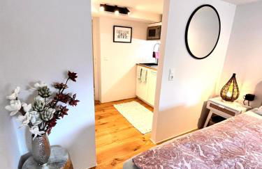 Schöne gemütliche Wohnung in traumhafter Lage bei Ofterschwang - Foto 1