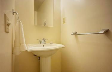 Overlook Poolside Getaway With Seasonal Pool - Foto 24