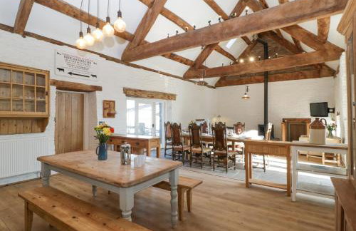 White Haywood Barn - Photo 15