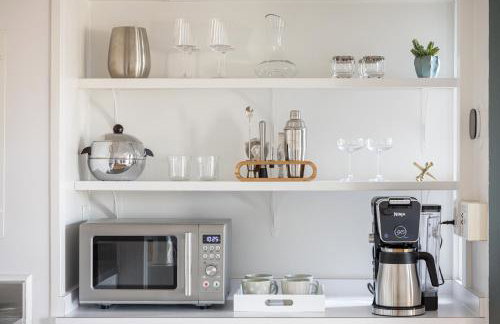 Glen Arbor Riverfront Retreat Steps to Beach! - Foto 11