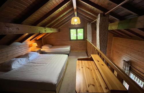 Chalet entier, vue panoramique, ruisseau et sauna. - Foto 6