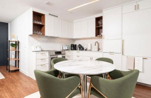 Back-Bay Upscale Central Penthouse W Roof-top - Foto 7