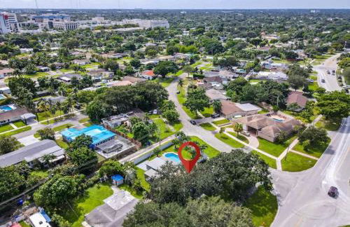 Stunning Hollywood Pool Home - Foto 46