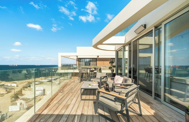 Rooftop Jacuzzi Penthouse by Sea N' Rent - Foto 25