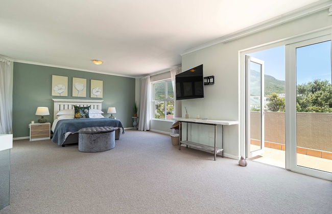 3 Bedroom Family Apartment Beach Club - Houtbay - Photo 15