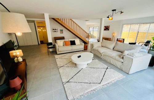 Hypercentre, spacieux, lumineux, la Maison du Rempart - Photo 4