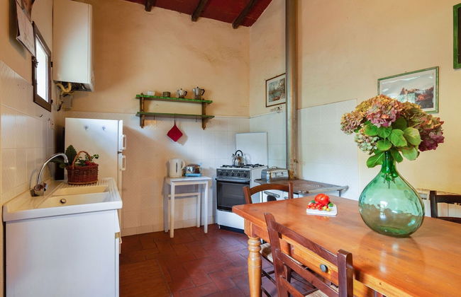 Hillside Retreat With a View - Foto 11