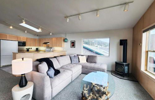 Oceanfront Views! Hot Tub! Starlit Shores - Foto 7