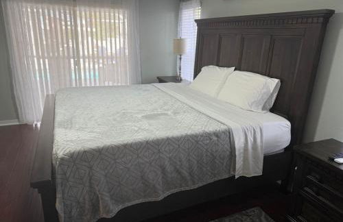 The Poolside Escape - Foto 26