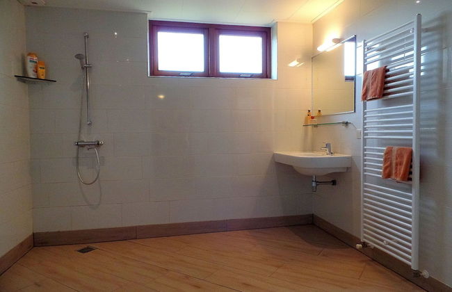 Big Holiday Home Near the North Sea Beach - Foto 11