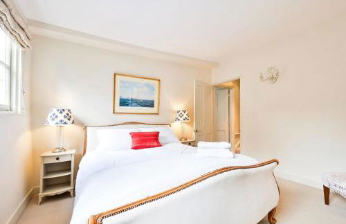 Argyl - Traditional Mews Home in Westminster with Parking - Foto 9