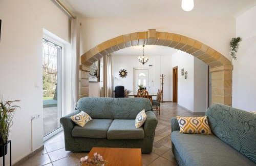 Villa Kounoupas, comfy villa with swimming pool up to 8 guests! - Foto 17