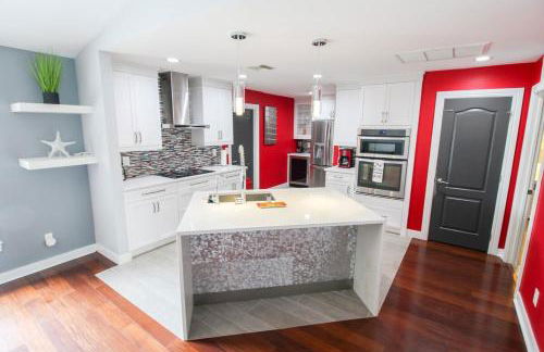 Chic 3 BR Private Pool Home in Lehigh Acres - Foto 28