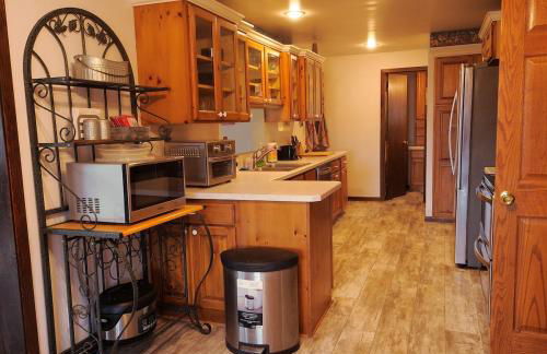 Lewis And Clark Hideaway SD side hot tub 2 min lake - Foto 4