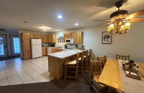 Your Starved Rock Gateway Awaits! - Foto 2