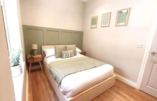 Stunning Apartment-6 Minute walk from Beach-Free Parking - Photo 18