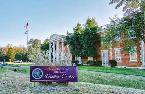 The Black Log Cabin - Hot Tub & Game Room - Foto 59