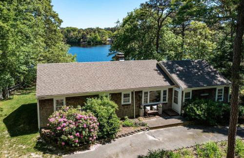 Crystal Lake Waterfront Cottage - Foto 1