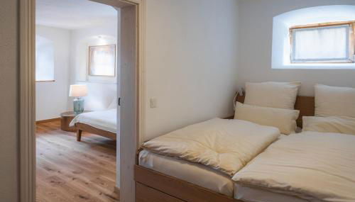 Historische Wohnung mit gehobenem Ambiente - Foto 3