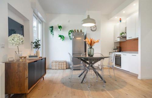 New Collection - Apartment Suite with Terrace - Isola District near Metro - Foto 7