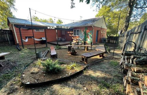 Martin Mill, Santa Fe Inspired Bungalow, 5 minutes to downtown - Foto 18