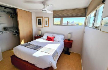 Tranquil Townhome in Downtown Neighborhood - Foto 25