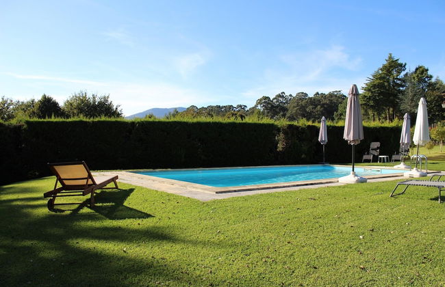 Excellent Cottage in Santa Comba With Communal Swimming Pool - Foto 15