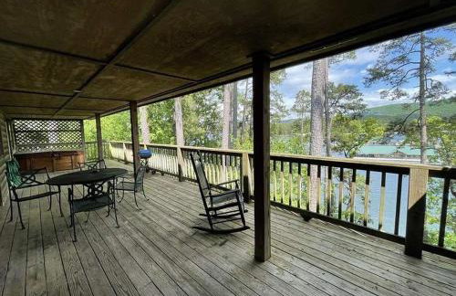 C8, Two bedroom, two bath log-sided, lake view luxury cottage with hot tub - Foto 15