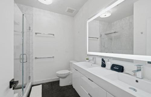 Modern Luxury Loft facing Santana Row w/Balcony - Photo 30